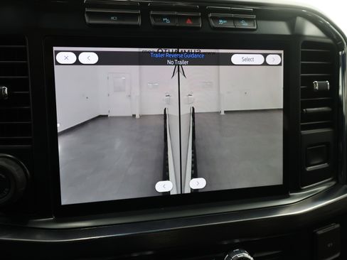 Used 2023 Ford F350 Lariat w/ Lariat Ultimate Package AWD/4WD image 21