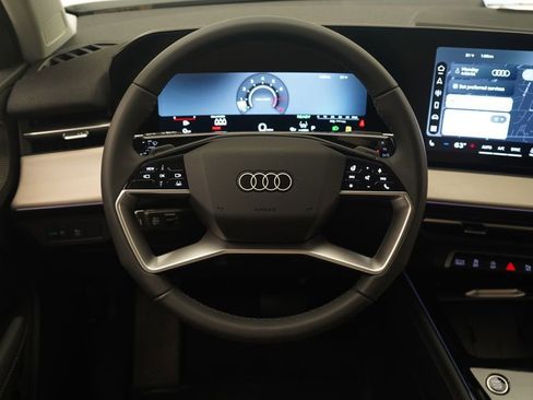 New 2026 Audi Q3 quattro 2.0T AWD/4WD image 9