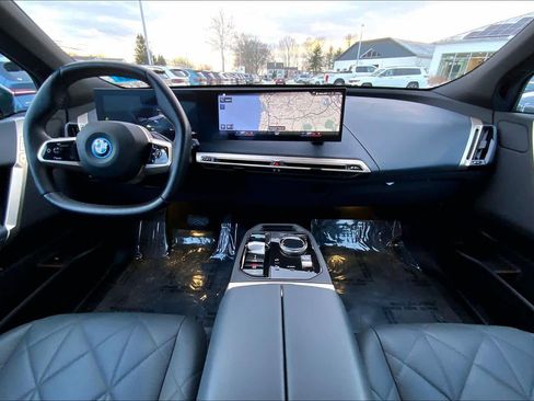 Certified 2023 BMW iX xDrive50 image 15