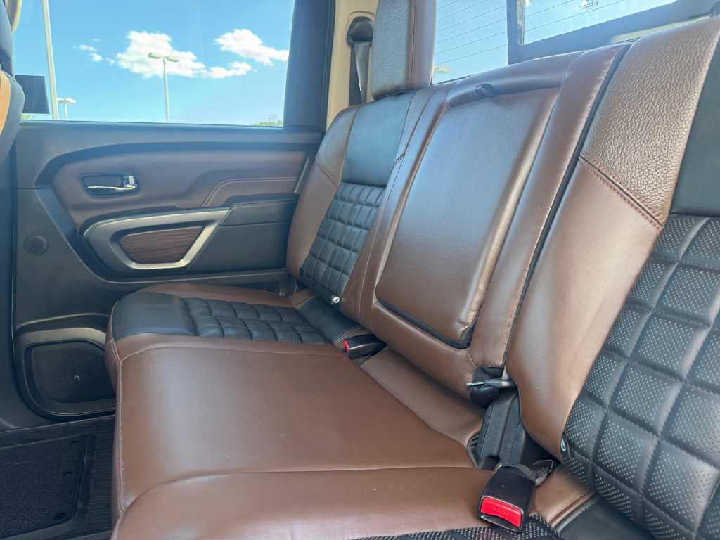 Used 2019 Nissan Titan Platinum Reserve w/ Platinum Utility Package AWD/4WD image 27