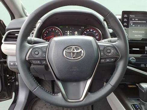 Used 2022 Toyota Camry XSE w/ Navigation Package FWD image 15