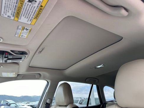 Certified 2021 Subaru Outback Limited AWD/4WD image 18