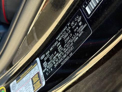 Used 2021 Kia Forte GT FWD image 10