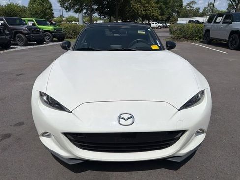 Used 2019 MAZDA MX-5 Miata Sport w/ I-ACTIVSENSE Sport Package RWD image 8