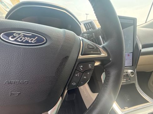 Used 2024 Ford Edge Titanium AWD/4WD image 20