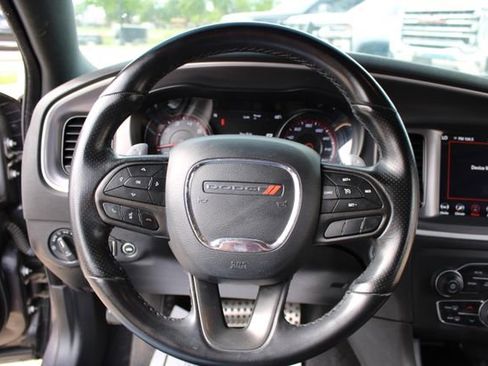 Used 2020 Dodge Charger R/T w/ Blacktop Package RWD image 17