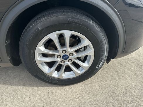 Used 2022 Ford Escape SE image 5