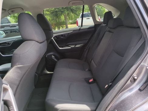 Certified 2021 Toyota RAV4 LE FWD image 13