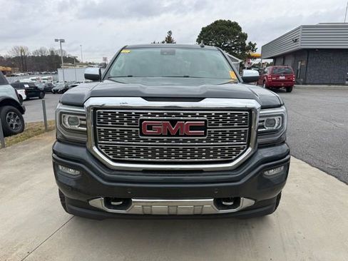 Used 2017 GMC Sierra 1500 Denali w/ Denali Ultimate Package image 3