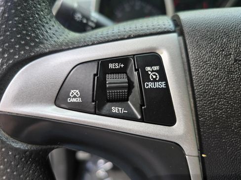 Used 2017 Chevrolet Equinox LT FWD image 24