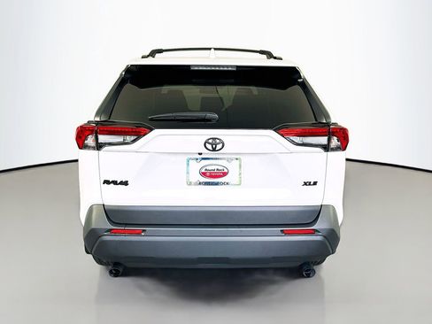 Certified 2025 Toyota RAV4 XLE FWD image 6