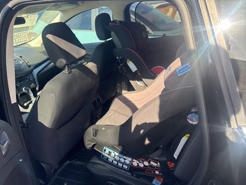 Used 2018 Ford Escape SE image 7