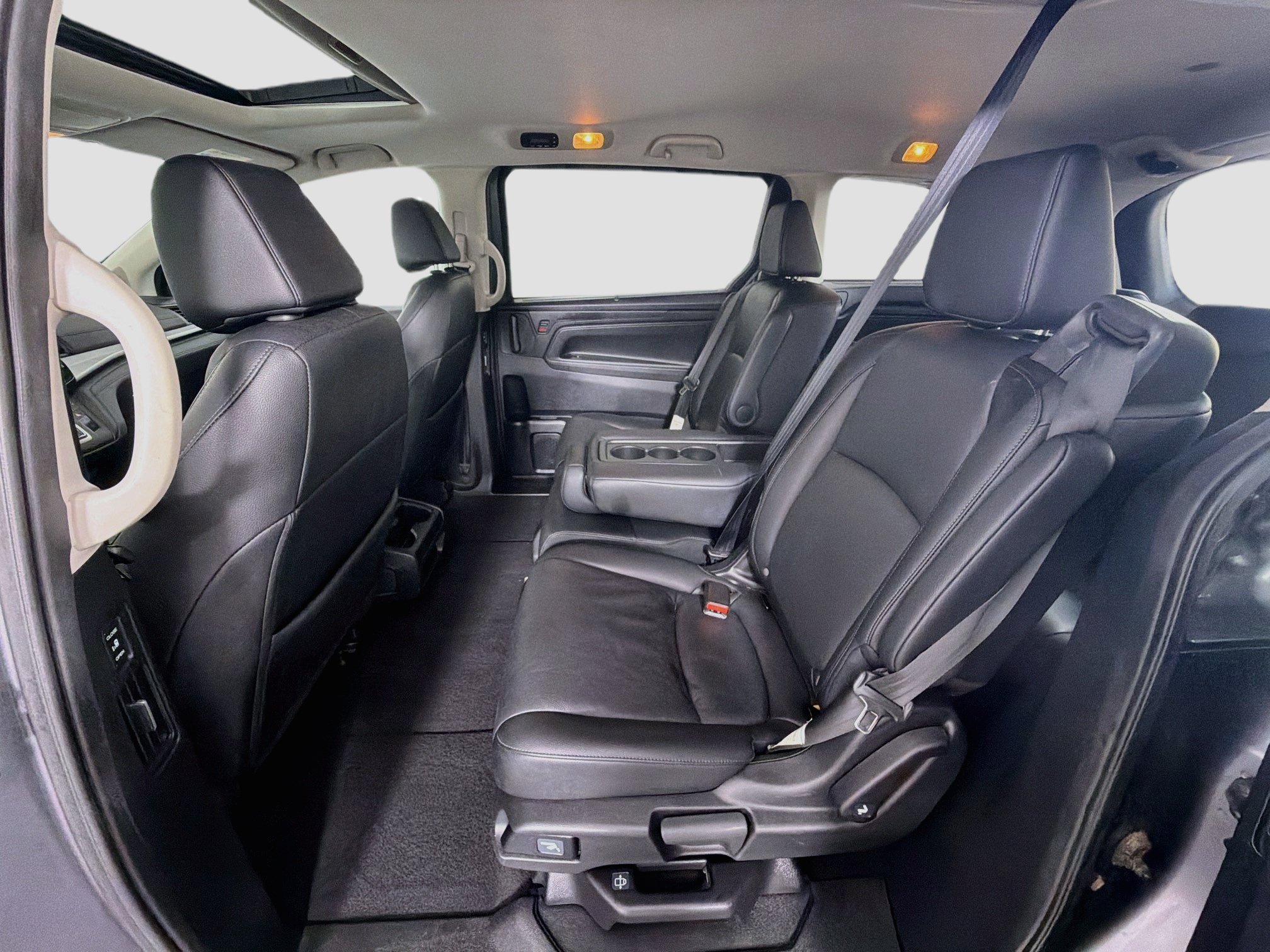 Used 2025 Honda Odyssey EX-L image 27