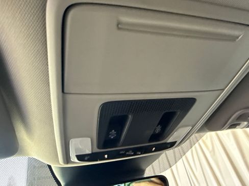 Used 2023 Honda Pilot Elite image 20