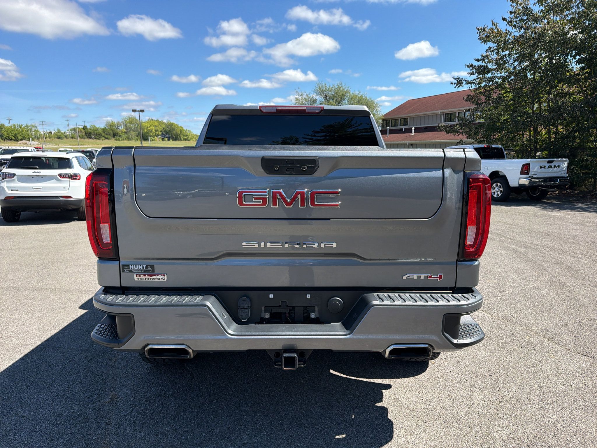 Used 2021 GMC Sierra 1500 AT4 AWD/4WD image 6