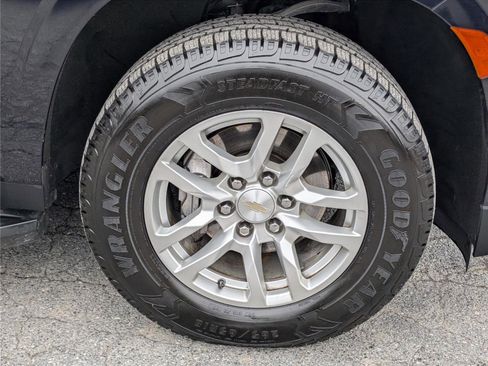 Used 2022 Chevrolet Tahoe LS w/ Driver Alert Package image 10