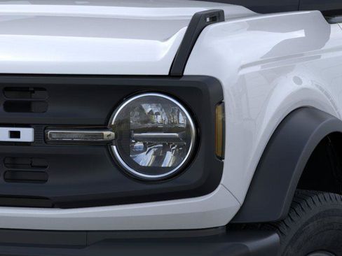 New 2025 Ford Bronco 4-Door AWD/4WD image 20