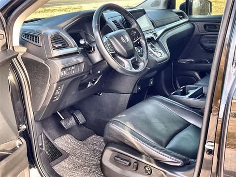 Certified 2021 Honda Odyssey EX-L image 3