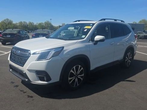 Used 2022 Subaru Forester Limited image 1