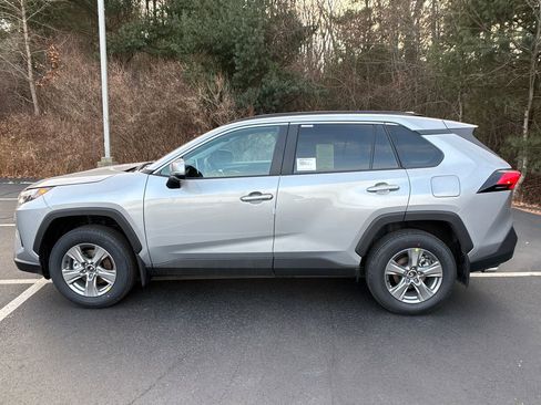 New 2025 Toyota RAV4 XLE w/ Convenience Package image 2