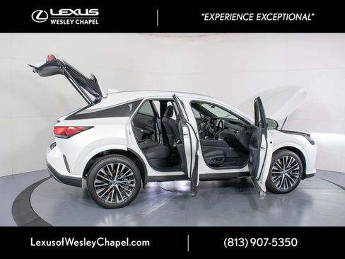 Used 2025 Lexus RX 350 Premium Plus w/ Convenience Package FWD image 18