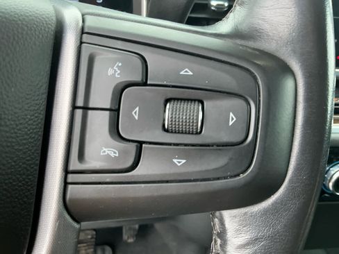 Used 2022 GMC Sierra 1500 SLE image 24