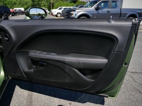 Used 2023 Dodge Challenger SRT Hellcat RWD image 31