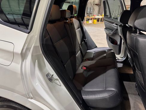 Used 2017 BMW X3 xDrive28i image 23