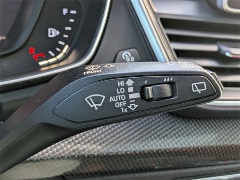 Used 2018 Audi SQ5 Premium Plus w/ S Sport Package image 31