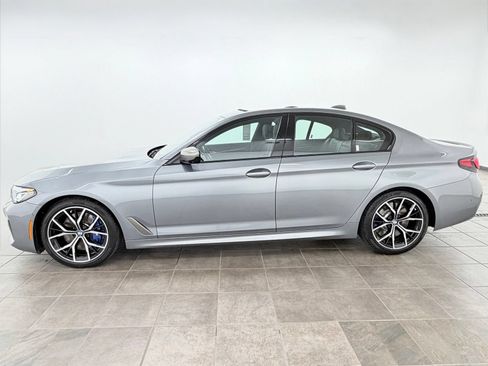 Used 2023 BMW M550i xDrive AWD/4WD image 2