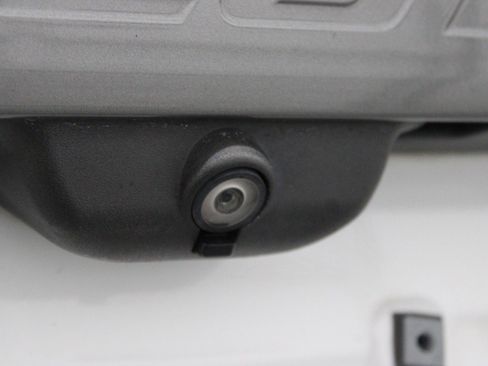 Used 2021 Ford Explorer XLT w/ Equipment Group 202A image 14