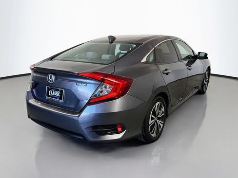 Used 2017 Honda Civic EX-T image 7