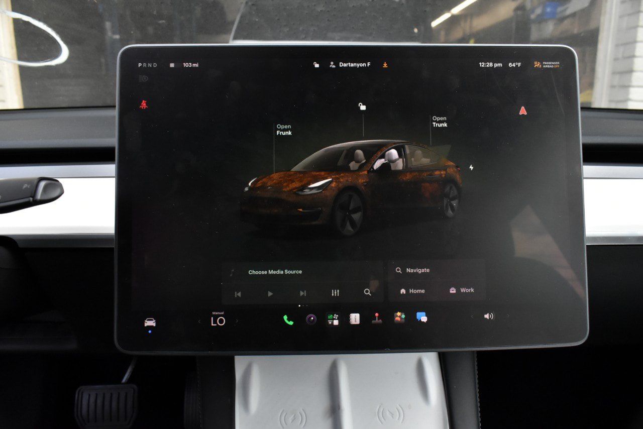 Used 2023 Tesla Model 3 Standard Range RWD image 21