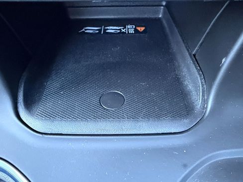 Used 2025 GMC Sierra 2500 Denali w/ Denali Reserve Package image 25