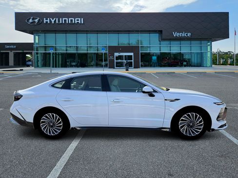New 2026 Hyundai Sonata SEL FWD image 28