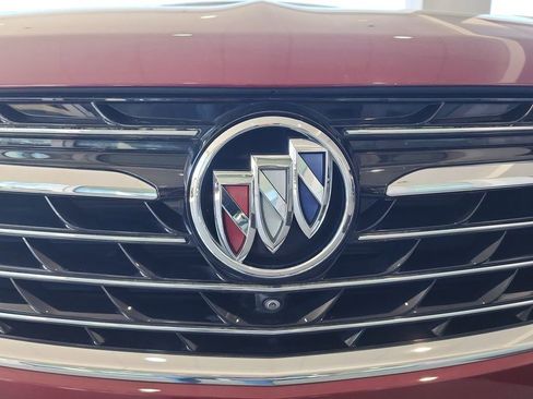 Used 2021 Buick Envision Essence w/ Technology Package I image 31