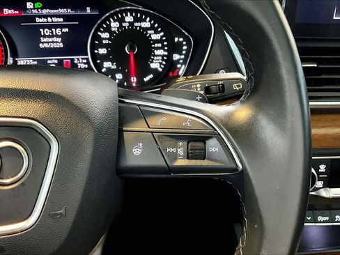 Certified 2023 Audi Q5 2.0T Premium w/ Convenience Package AWD/4WD image 25