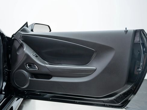 Used 2015 Chevrolet Camaro Z/28 image 22