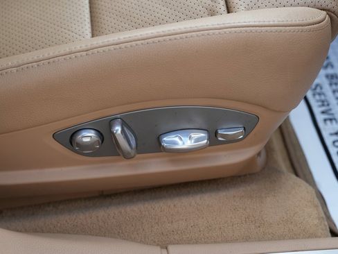 Used 2013 Porsche Panamera image 36