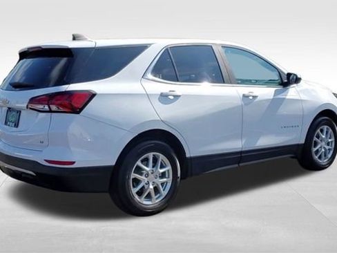 Used 2023 Chevrolet Equinox LT image 8