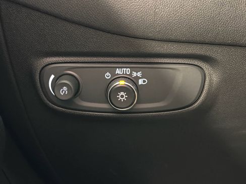 Certified 2022 Chevrolet Equinox LT image 44