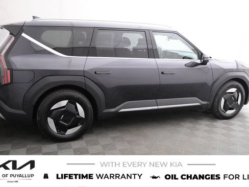 New 2026 Kia EV9 Wind AWD/4WD image 4
