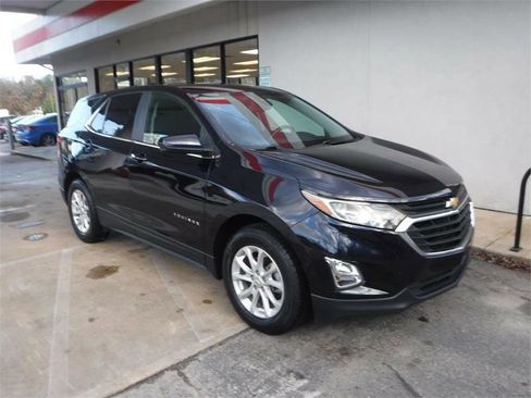 Used 2021 Chevrolet Equinox LT image 1
