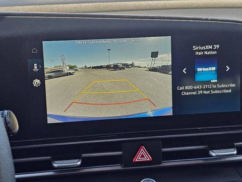 Used 2024 Hyundai Elantra SEL FWD image 19
