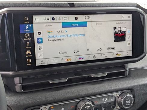 New 2026 Jeep Gladiator Sport image 18