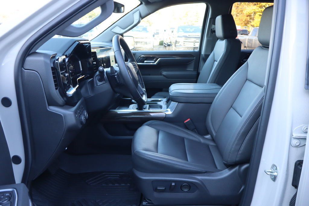 New 2026 Chevrolet Silverado 1500 RST AWD/4WD image 4