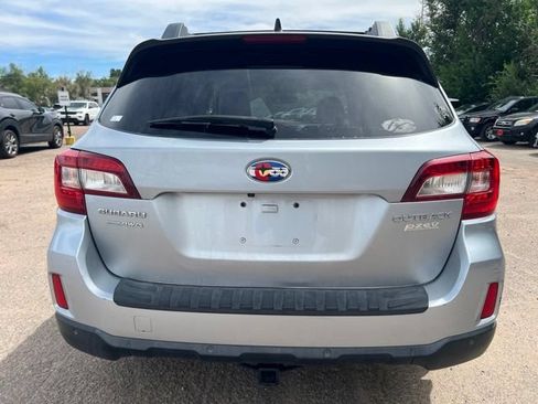Used 2017 Subaru Outback 2.5i Limited AWD/4WD image 5