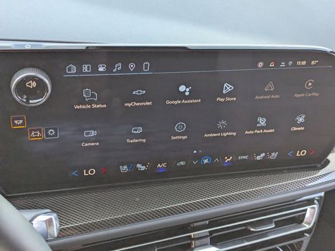 Used 2026 Chevrolet Traverse High Country image 27