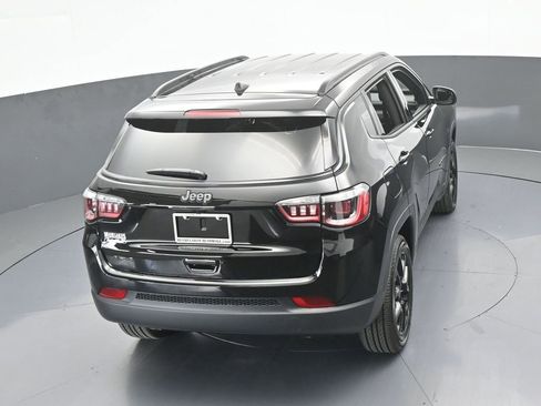 New 2026 Jeep Compass Latitude image 47