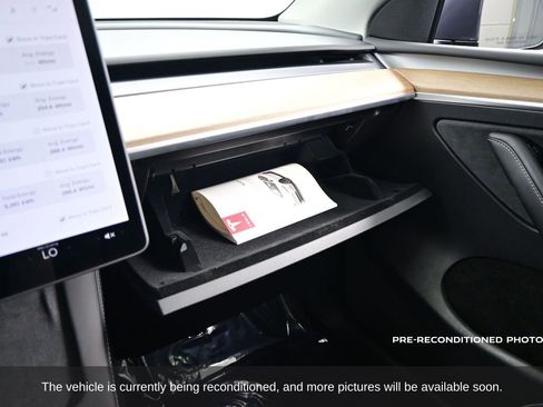 Used 2023 Tesla Model Y 2WD image 26